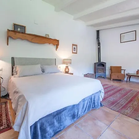 Hotel House With Garden