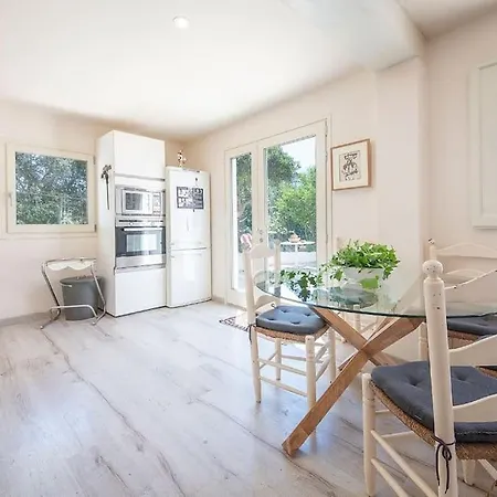 House With Garden Girona