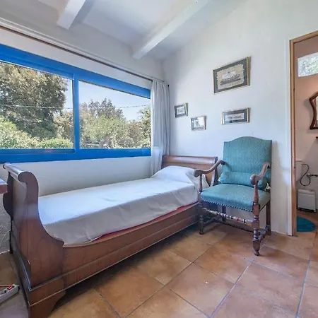 House With Garden Hotel *